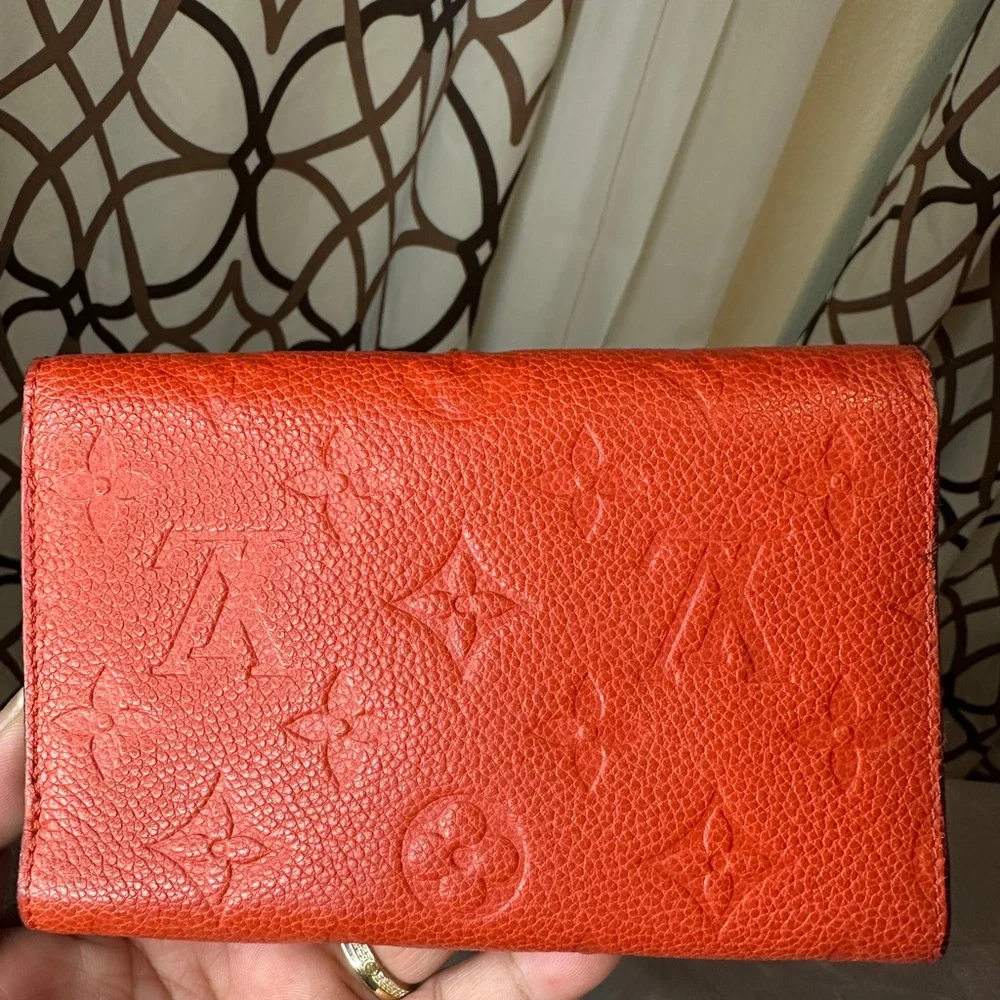 LOUIS VUITTON Red Monogram Empreinte Compact Curieuse - Picture 2 of 11